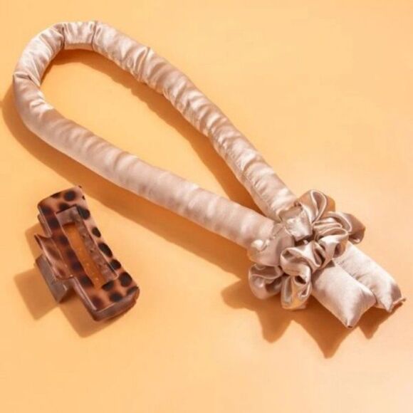 HEATLESS SILK CHAMPAGNE CURLING FLEXI ROD, CLIP, & SCRUNCHIE SET - Picture 6 of 12